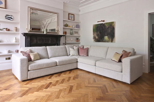 Knockout Medium Corner with Sofa Bed
