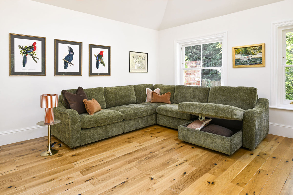 Slouch Medium Corner with Chaise